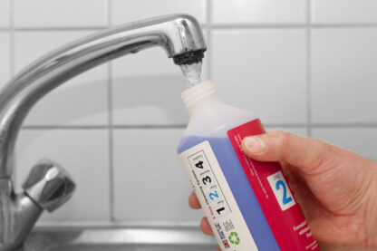 6 Whiteboard Cleaner Refill Sachets - Image 7