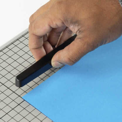 A4 Heavy Duty Trimmer, 360mm Cut - Image 4
