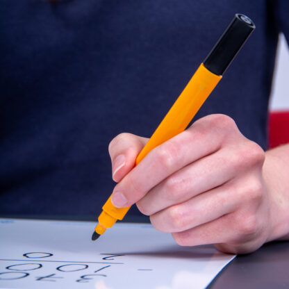 Triangular Barrel Whiteboard pens - Image 5